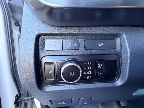 Used 2023 Ford F450 Lariat w/ Lariat Ultimate Package image 31