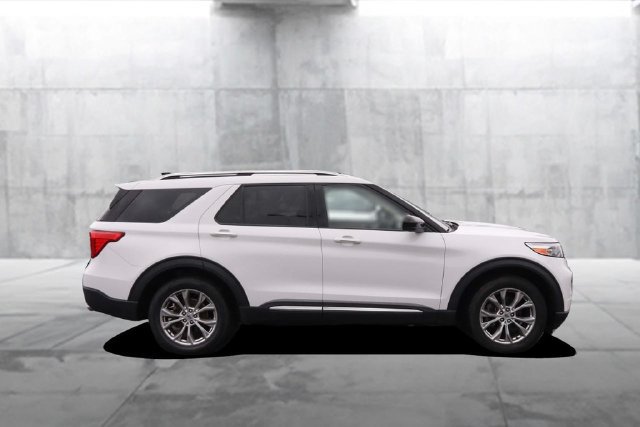Used 2023 Ford Explorer Limited AWD/4WD image 5