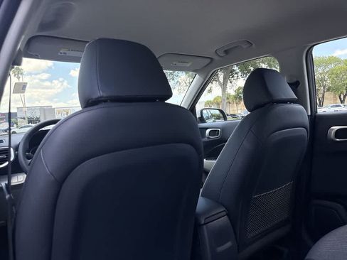 Used 2023 Hyundai Venue Limited w/ Cargo Package FWD image 23