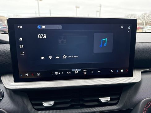 Used 2025 Ford Explorer ST-Line w/ Premium Package image 19