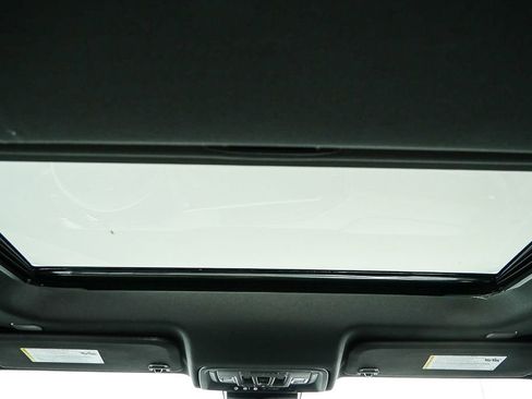 New 2026 Chevrolet Silverado 2500 ZR2 image 21