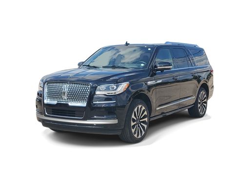 Used 2023 Lincoln Navigator L Reserve AWD/4WD image 3