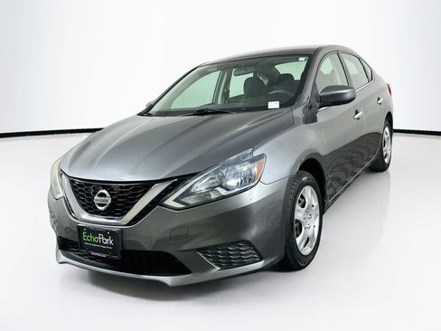 Used 2016 Nissan Sentra S FWD image 3