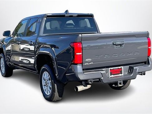 Used 2024 Toyota Tacoma SR5 image 12