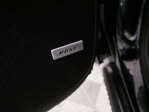 Used 2023 Buick Enclave Premium image 18