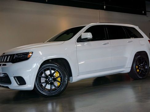 Used 2018 Jeep Grand Cherokee Trackhawk w/ Trailer Tow Group IV image 95
