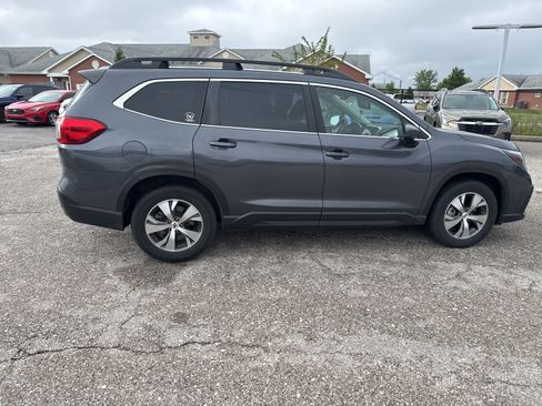 Certified 2024 Subaru Ascent Premium w/ Convenience Package AWD/4WD image 12
