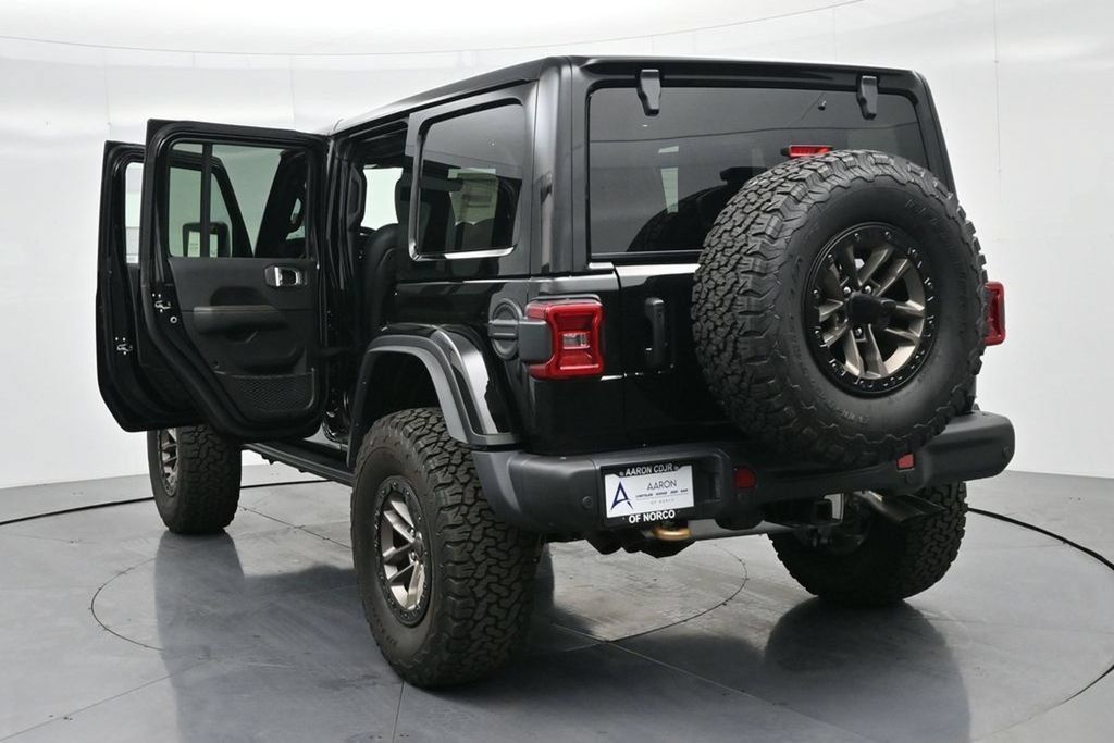 Used 2024 Jeep Wrangler Unlimited Rubicon 392 AWD/4WD image 32