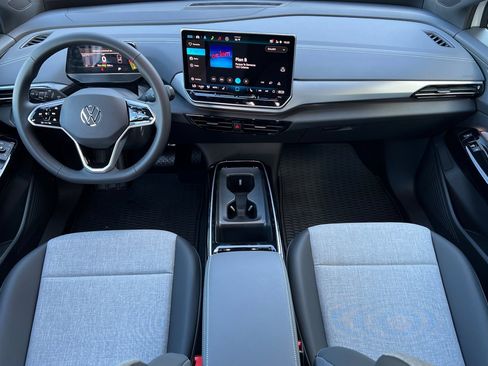 New 2025 Volkswagen ID.4 Pro image 13