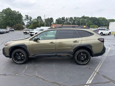 Used 2022 Subaru Outback Wilderness AWD/4WD image 4