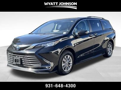 Used 2023 Toyota Sienna XLE