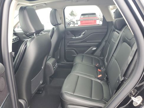 New 2026 Lincoln Corsair Premiere image 25