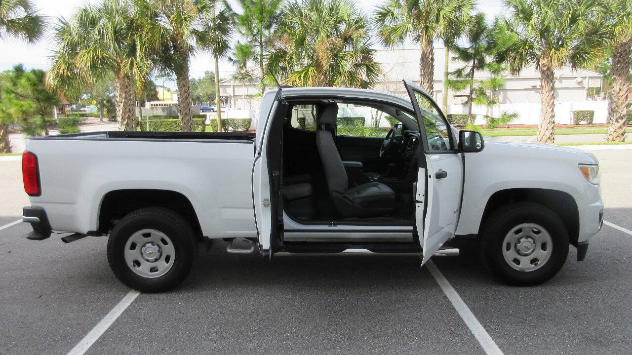 Used 2019 Chevrolet Colorado W/T w/ WT Convenience Package RWD image 18