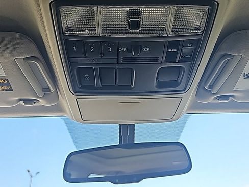 Used 2016 Toyota 4Runner SR5 image 21