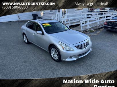 Used 2011 INFINITI G25 x w/ Moonroof Pkg