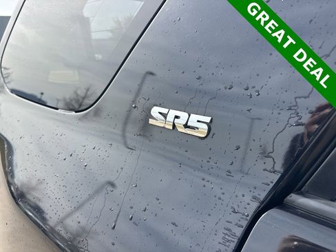 Used 2016 Toyota 4Runner SR5 image 9