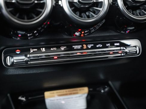 New 2026 Mercedes-Benz GLB 250 250 image 18