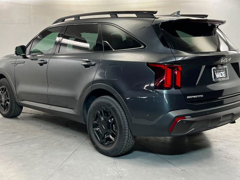 Used 2024 Kia Sorento SX Prestige w/ Olive Brown Leather Package image 3