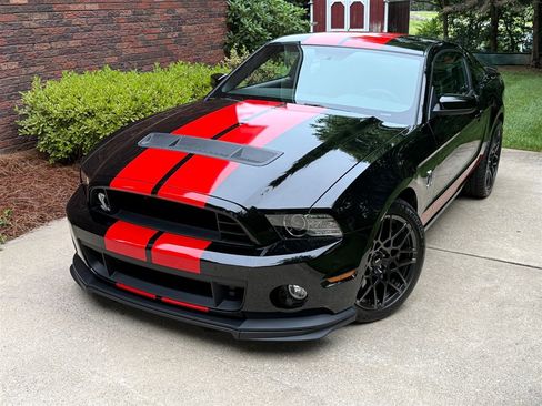 Used 2013 Ford Mustang Shelby GT500 RWD image 6