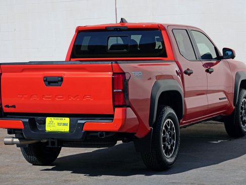 Used 2024 Toyota Tacoma TRD Off-Road w/ TRD Off Road Premium Package AWD/4WD image 54