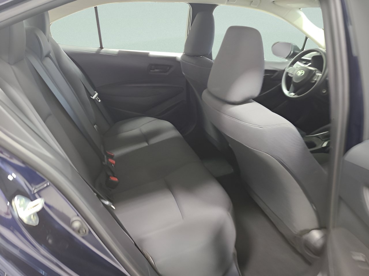 Used 2024 Toyota Corolla LE FWD image 13