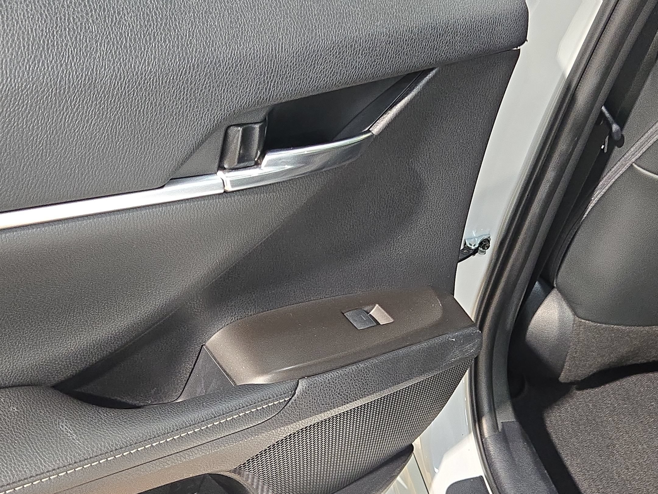 Used 2021 Toyota Camry XSE FWD image 35