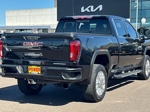 Used 2021 GMC Sierra 2500 Denali image 4