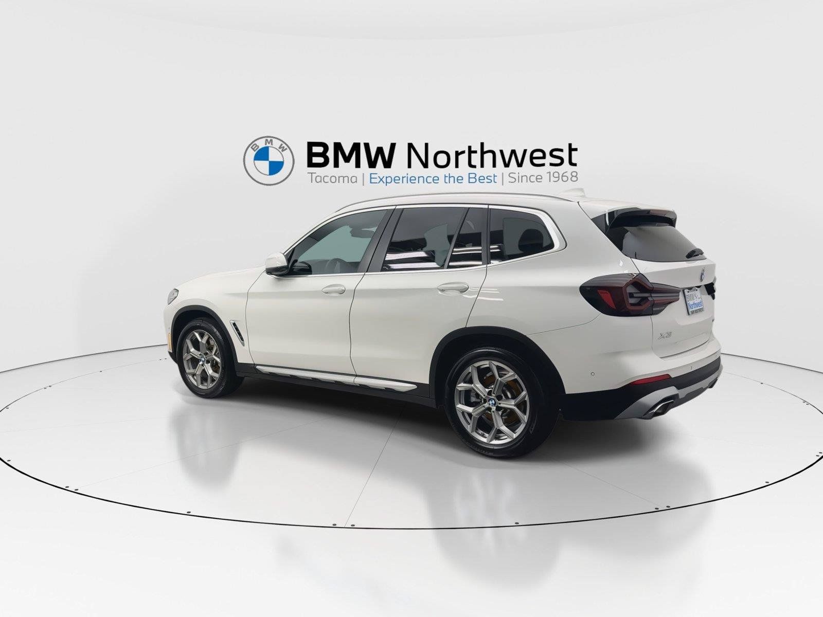 Used 2023 BMW X3 xDrive30i w/ Convenience Package AWD/4WD image 12