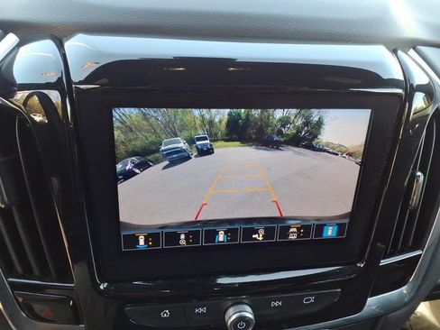 Used 2023 Chevrolet Traverse Premier AWD/4WD image 30