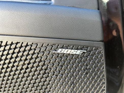 Used 2021 Hyundai Elantra Limited image 17