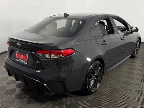 Used 2025 Toyota Corolla SE image 8