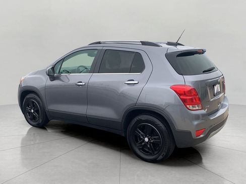 Used 2020 Chevrolet Trax LT w/ LT Convenience Package FWD image 5