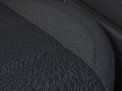 New 2026 GMC Sierra 1500 SLE image 21