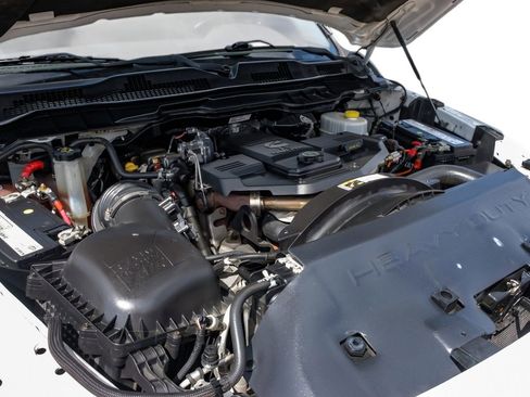 Used 2017 RAM 2500 SLT image 55