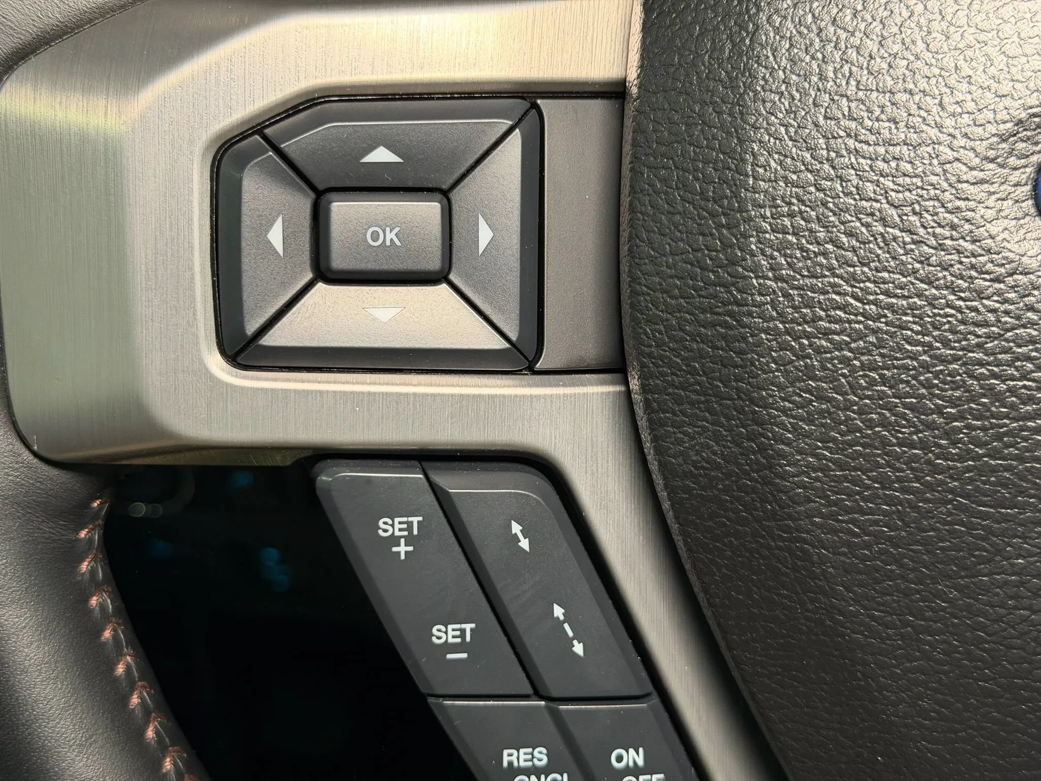 Used 2020 Ford F350 Platinum AWD/4WD image 32
