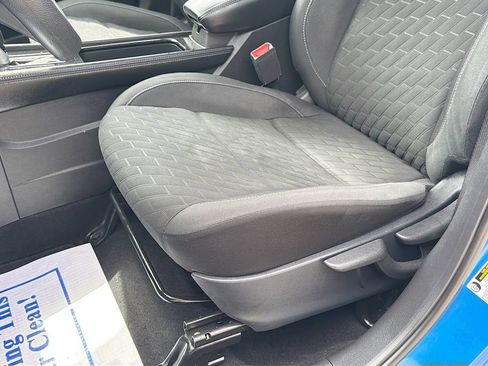 Used 2021 Nissan Kicks SV FWD image 19