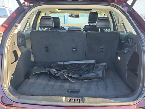 Used 2024 Ford Edge SEL w/ Convenience Package image 8