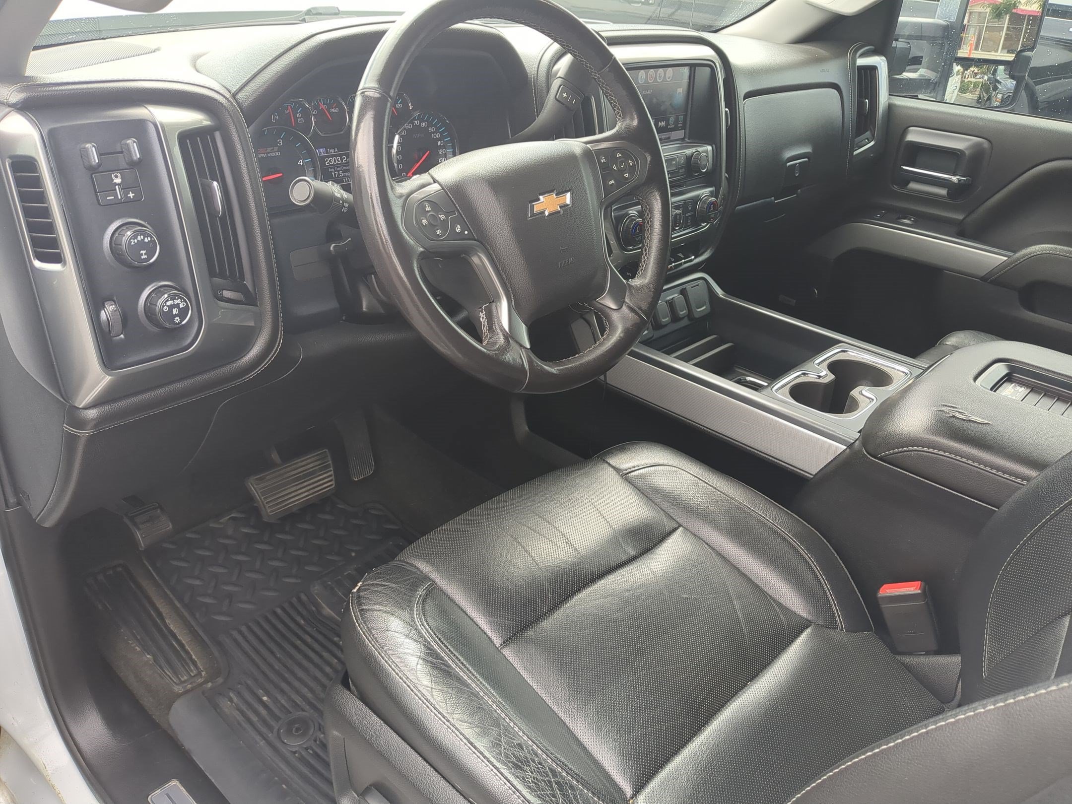 Used 2018 Chevrolet Silverado 3500 LTZ w/ Duramax Plus Package AWD/4WD image 16