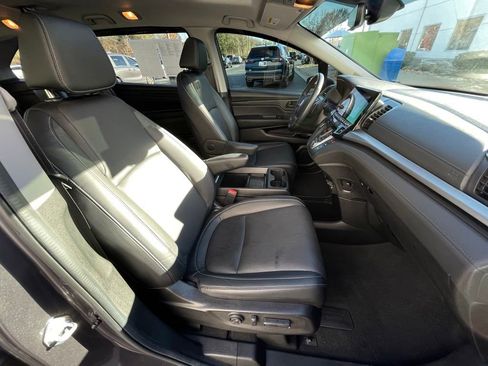 Certified 2024 Honda Odyssey EX-L image 32