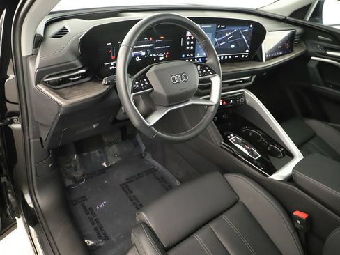Used 2025 Audi Q5 Prestige AWD/4WD image 15