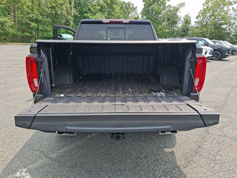 Used 2024 GMC Sierra 1500 AT4 w/ AT4 Premium Package AWD/4WD image 29