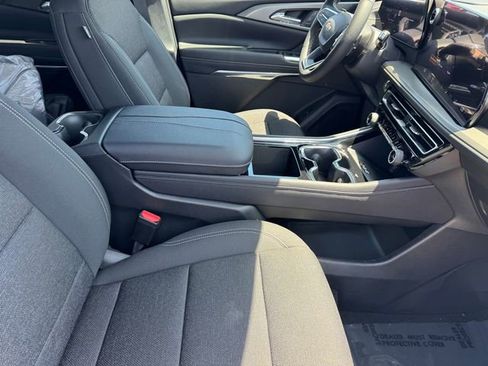 New 2026 Chevrolet Traverse LT w/ Driver Confidence Package FWD image 7