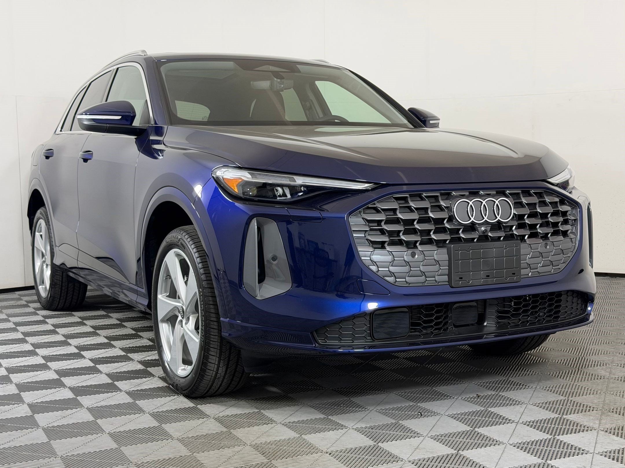 New 2026 Audi Q5 Premium Plus AWD/4WD image 7