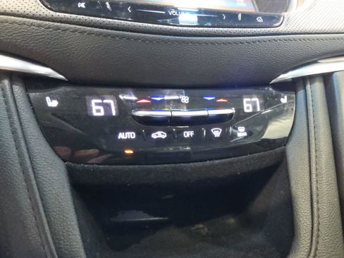 Used 2019 Cadillac XT5 Luxury FWD image 26