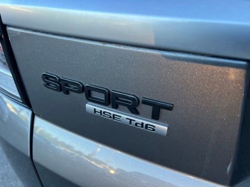 Used 2017 Land Rover Range Rover Sport HSE AWD/4WD image 5