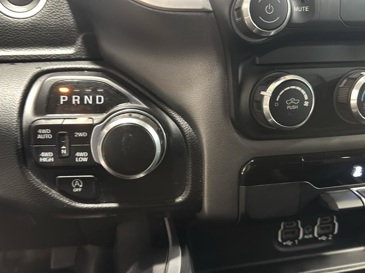 Used 2022 RAM 1500 Big Horn AWD/4WD image 21