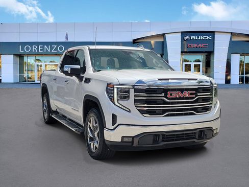 Used 2023 GMC Sierra 1500 SLT w/ SLT Premium Package AWD/4WD image 3