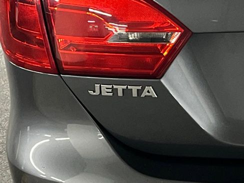 Used 2014 Volkswagen Jetta SE image 33