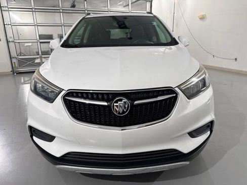Used 2017 Buick Encore FWD image 2