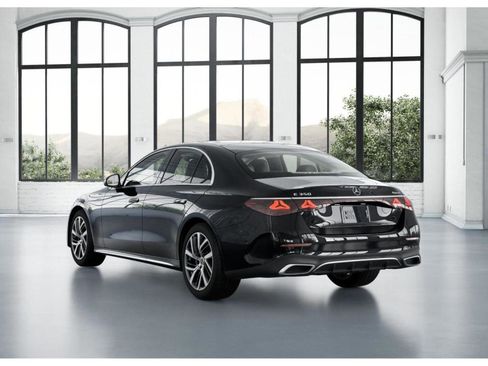 New 2026 Mercedes-Benz E 350 4MATIC Sedan image 28